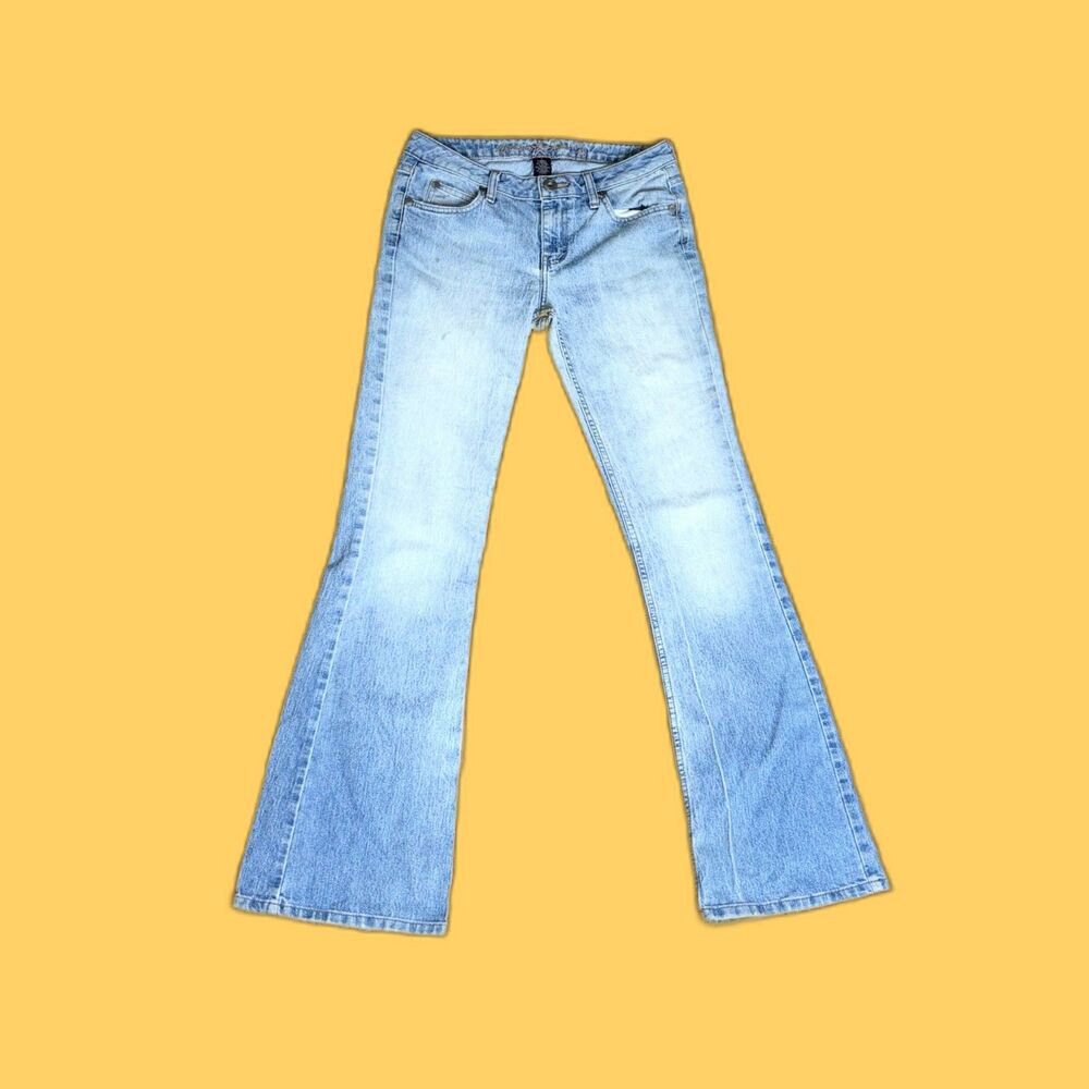 Arizona Light Wash Low Rise Bootcut Flare Jeans Size 7 Long Denim
